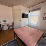 Laura Comfy City Studio Kappeli 8-2 Apartment 29 Near Tallinn Airport Next To The Bus Station